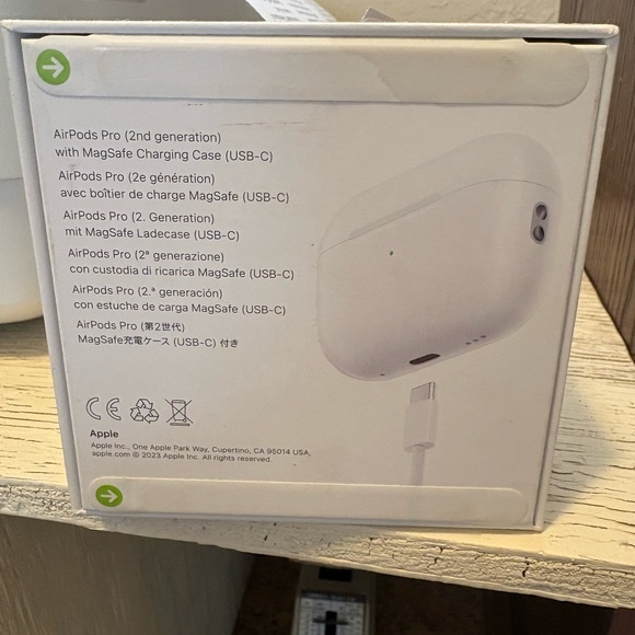 Brand New Apple AirPods Pro Wireless Earbuds - Picture 2 of 3
